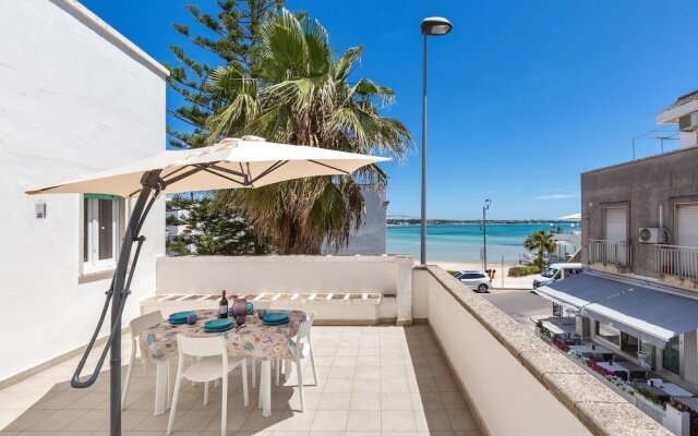 2431 Sunny Beach Apartments - Bilo Ocean by Barbarhouse