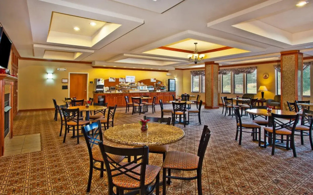 Holiday Inn Express Hotel & Suites Goshen by IHG
