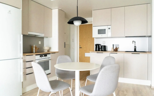 1-BR 11th Floor with Balcony