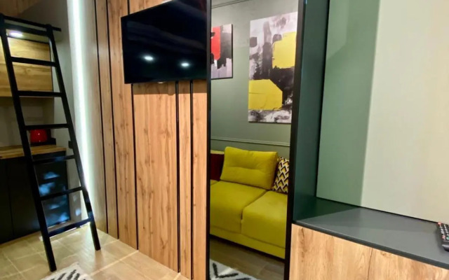 LEOGRAND apartment on Filatova 12