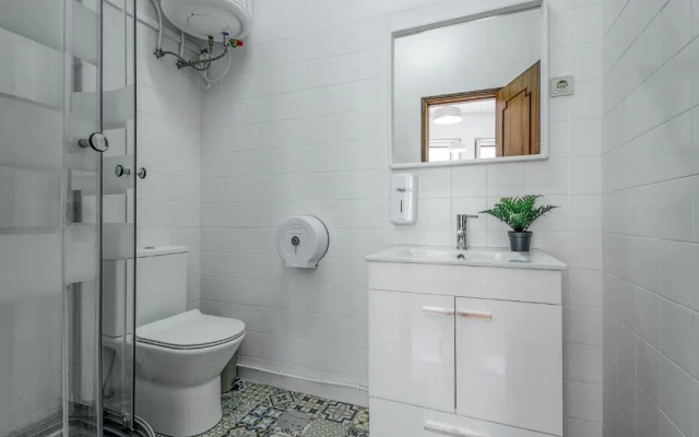 Travel & Live Alegria 248