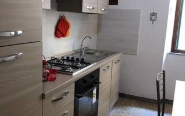 Centrally located apartment with sea view-casetta Annunziata