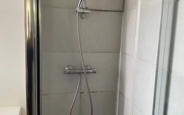 Luxurious London 5 Bedroom House