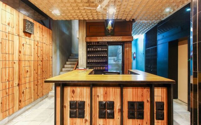 OYO 18591 Hotel Samrat