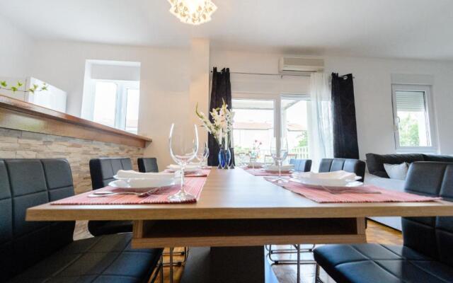 Apartment Ana 4+2