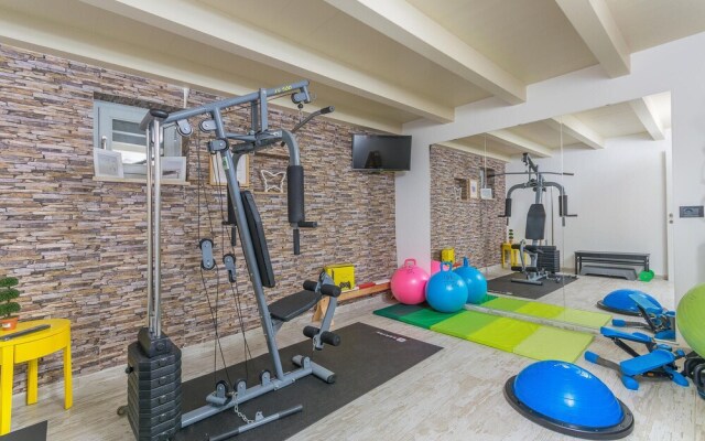 Awesome Home in Krnica With Sauna, Wifi and 3 Bedrooms