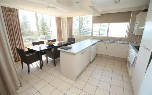 Oceania Beachside Holiday Apartments