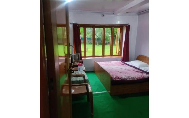Zebrina Guest House