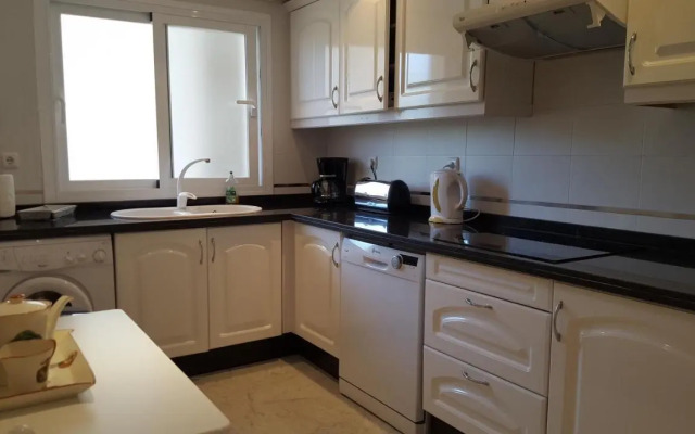 Dominion Beach Apartment