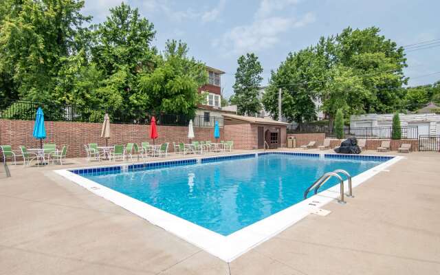 Best Western On The River