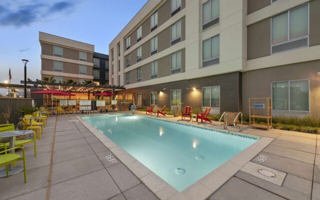 Home2 Suites San Bernardino, Ca