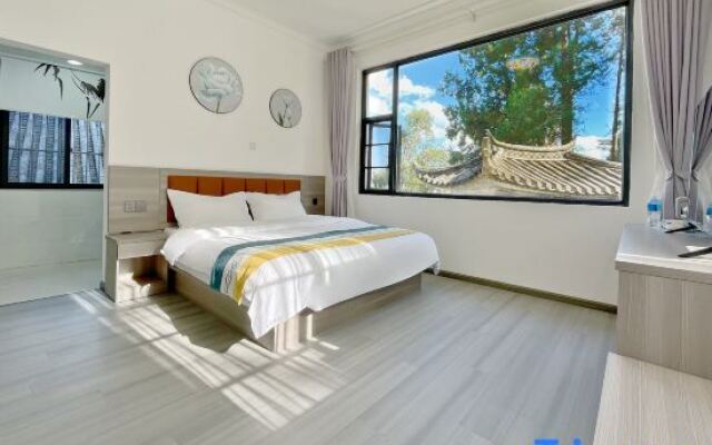 Jiayun Luolan Hotel (Dali Ancient City South Gate Branch)