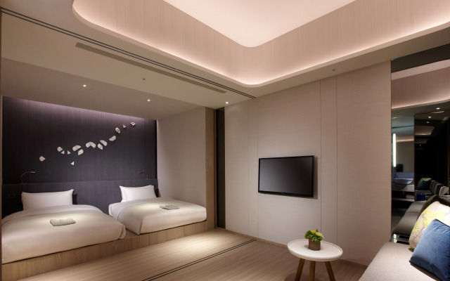 Wellspring by Silks Jiao Xi