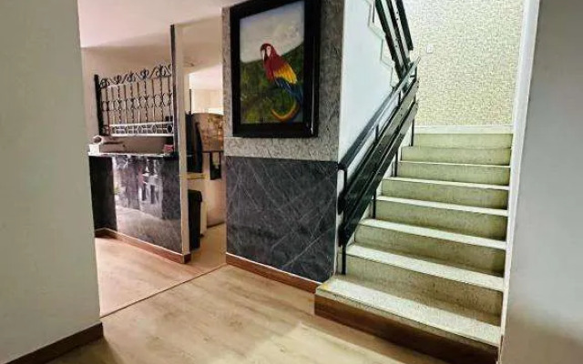 Hotel Lares 70 Laureles