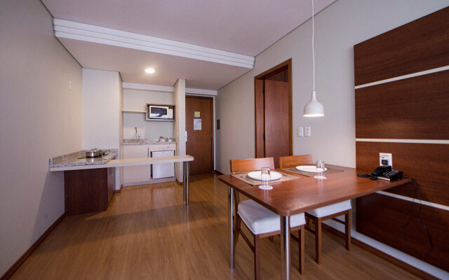 Mercure Curitiba Golden Hotel