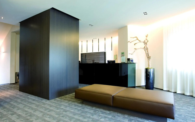 Hotel Ovest