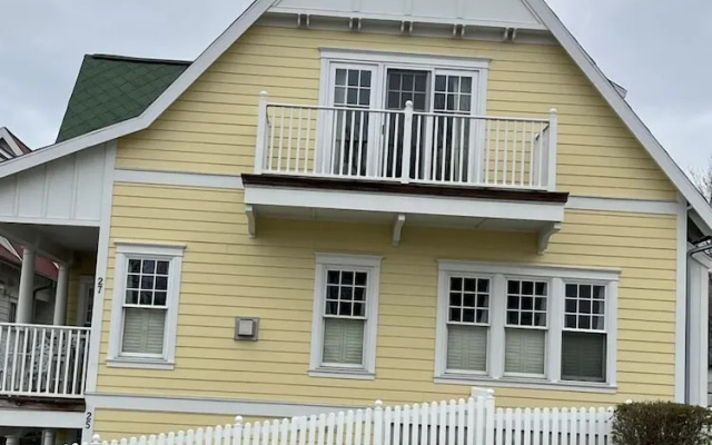 Family-Friendly 3BR Condo Grand Haven 27