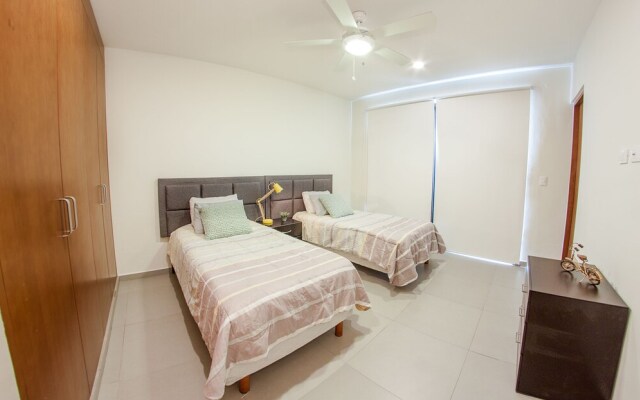 Trendy 2BR condo centermost by Happy Address