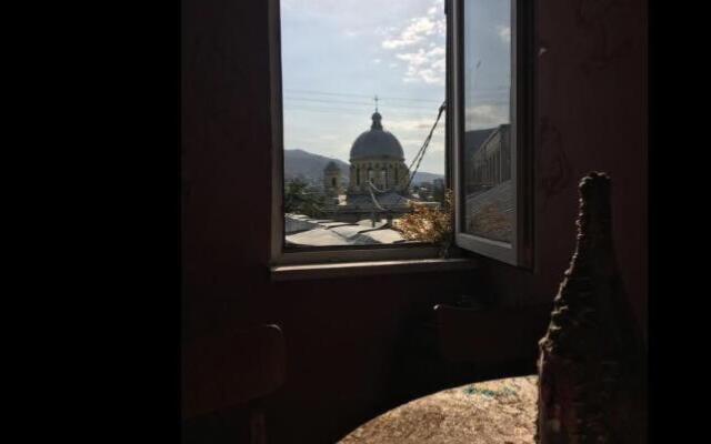 7 Kita Abashidze Street