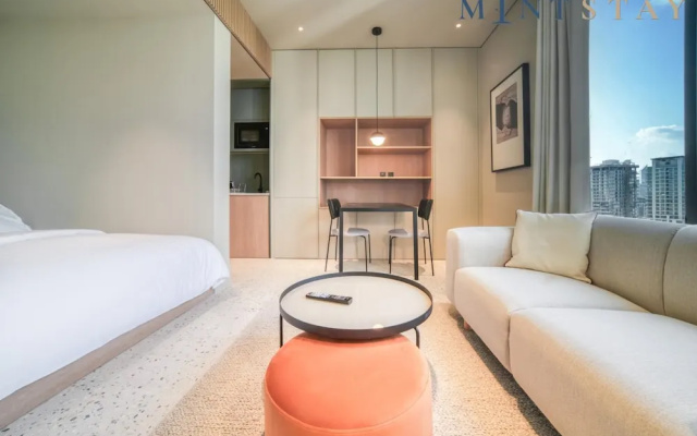 Chic Studio w Panoramic Burj Khalifa Views - Apartment in ดูไบ - Photo 3
