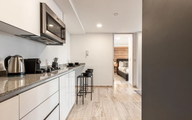 Casai Beautiful Studio w/balcony near La Condesa