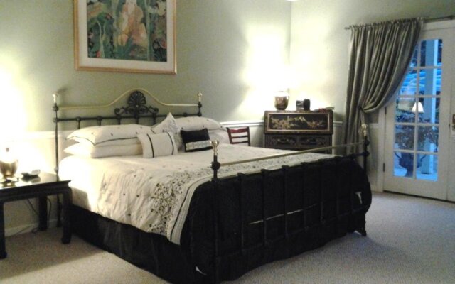 The Inn at Benicia Bay