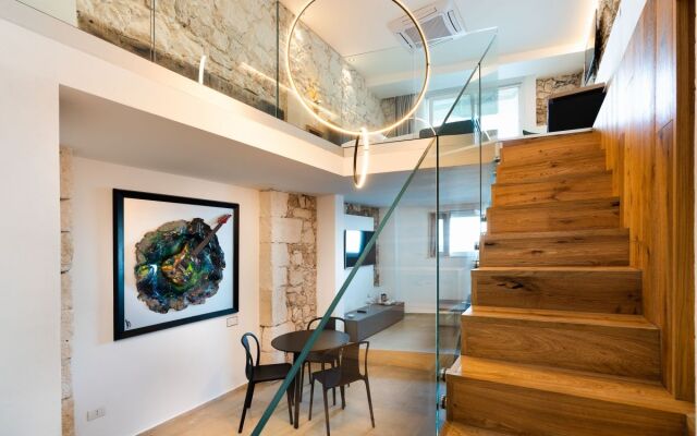 Re Dionisio Luxury Suites