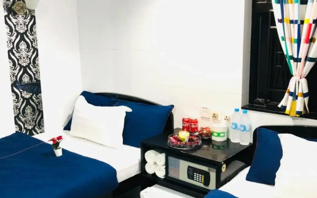 Manila Lounge