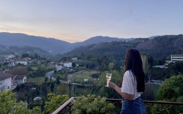 Villa Bouro - Stunning 4-bed Villa Near Geres