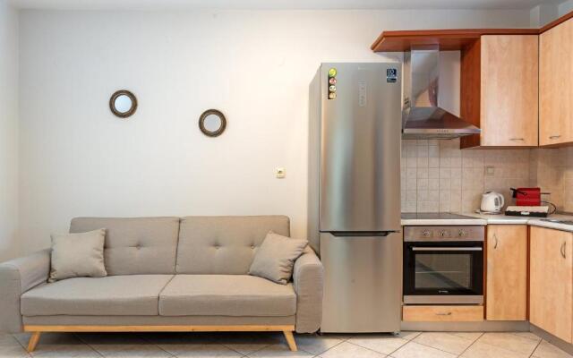 Lagadi Apartment 8
