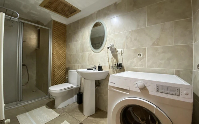 Flat With City View 5-min to Istiklal in Beyoglu