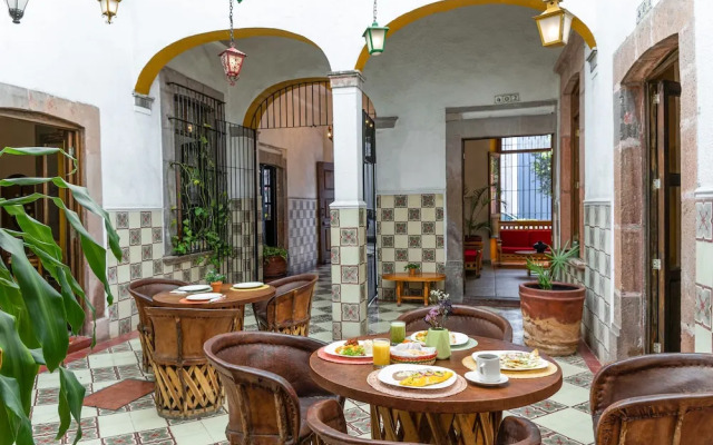 Hotel Meson de Isabel