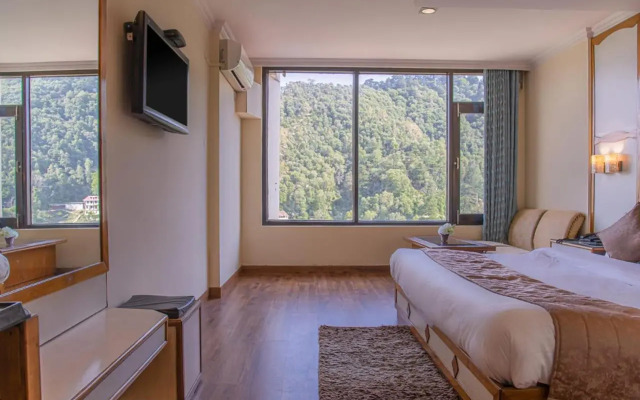 Hotel Sukh Sagar Regency