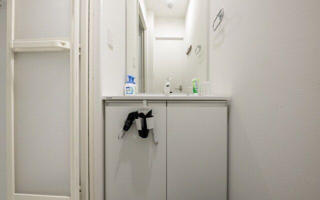 ZAITO Tokyo Yokokawa Economy Inn