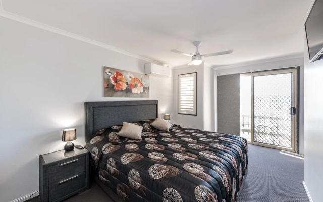 Athena Motel Apartments – Guest Rooms – Toowoomba