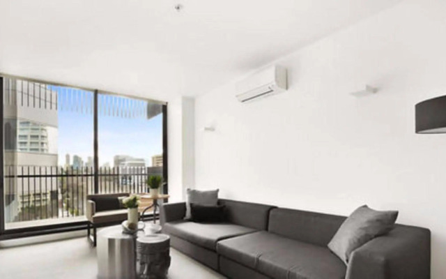Wyndel Apartments St Kilda Views