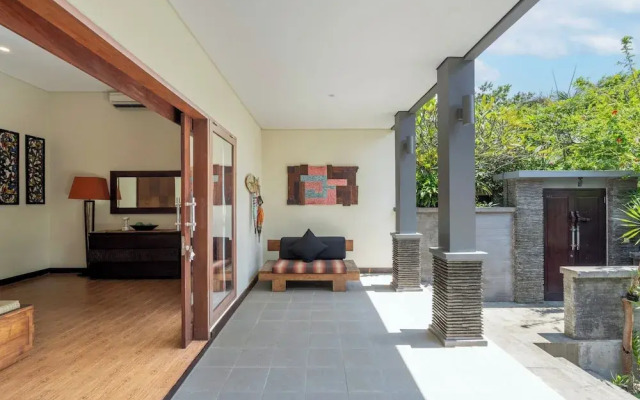 Senang Villa by Betterplace