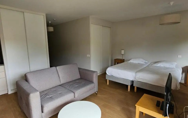 Résidence Services Seniors Domitys - Le Griffon D'Or