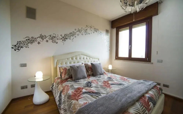 Eden Island Bed  Breakfast