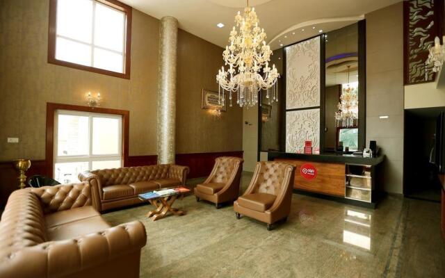 OYO 8715 Hotel Nakshatra Grand
