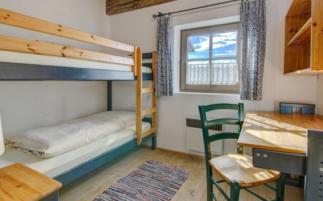 Apartment in Lienz With a Balcony