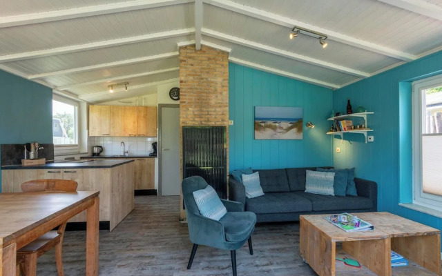 Beachside Holiday Home With Garden