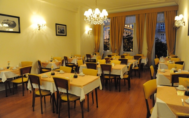 Hotel Aliados