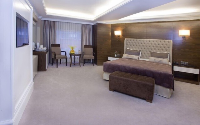 Mirilayon Hotel