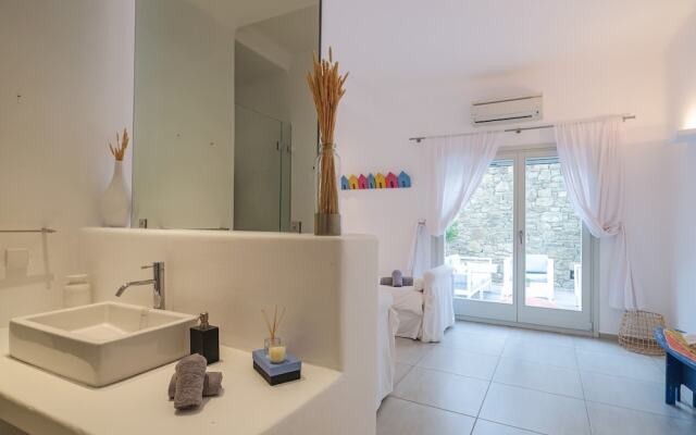 Lux Villa, 5 Master BR, Private Pool, Sunset View!