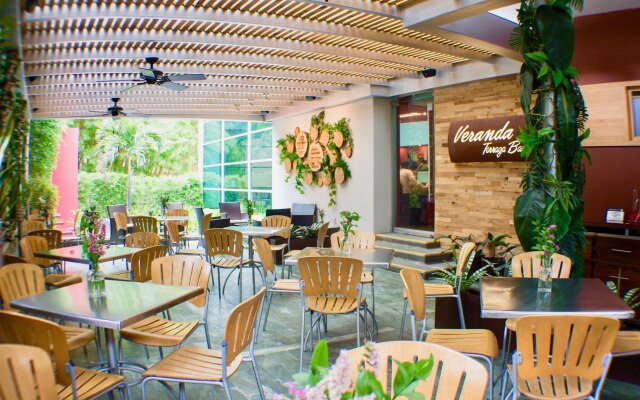 Affinity Aparta Hotel