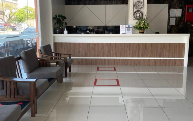 Walk In Hotel