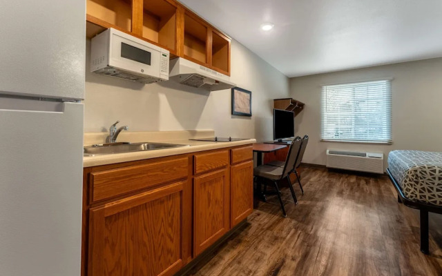 WoodSpring Suites Macon North