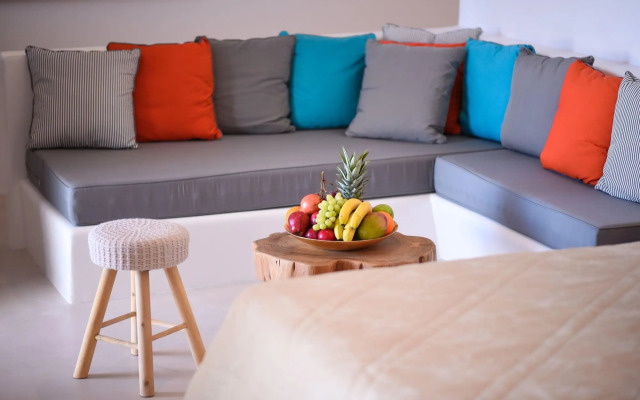 Myconian Crown Suites