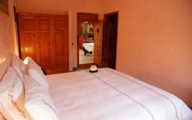 La Villa du Lac- Guest House